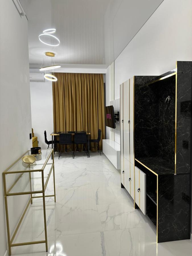 Studio303 By Allegio: Mamaia'S Seaside Luxury Near Finest Clubs & Beaches Ngoại thất bức ảnh