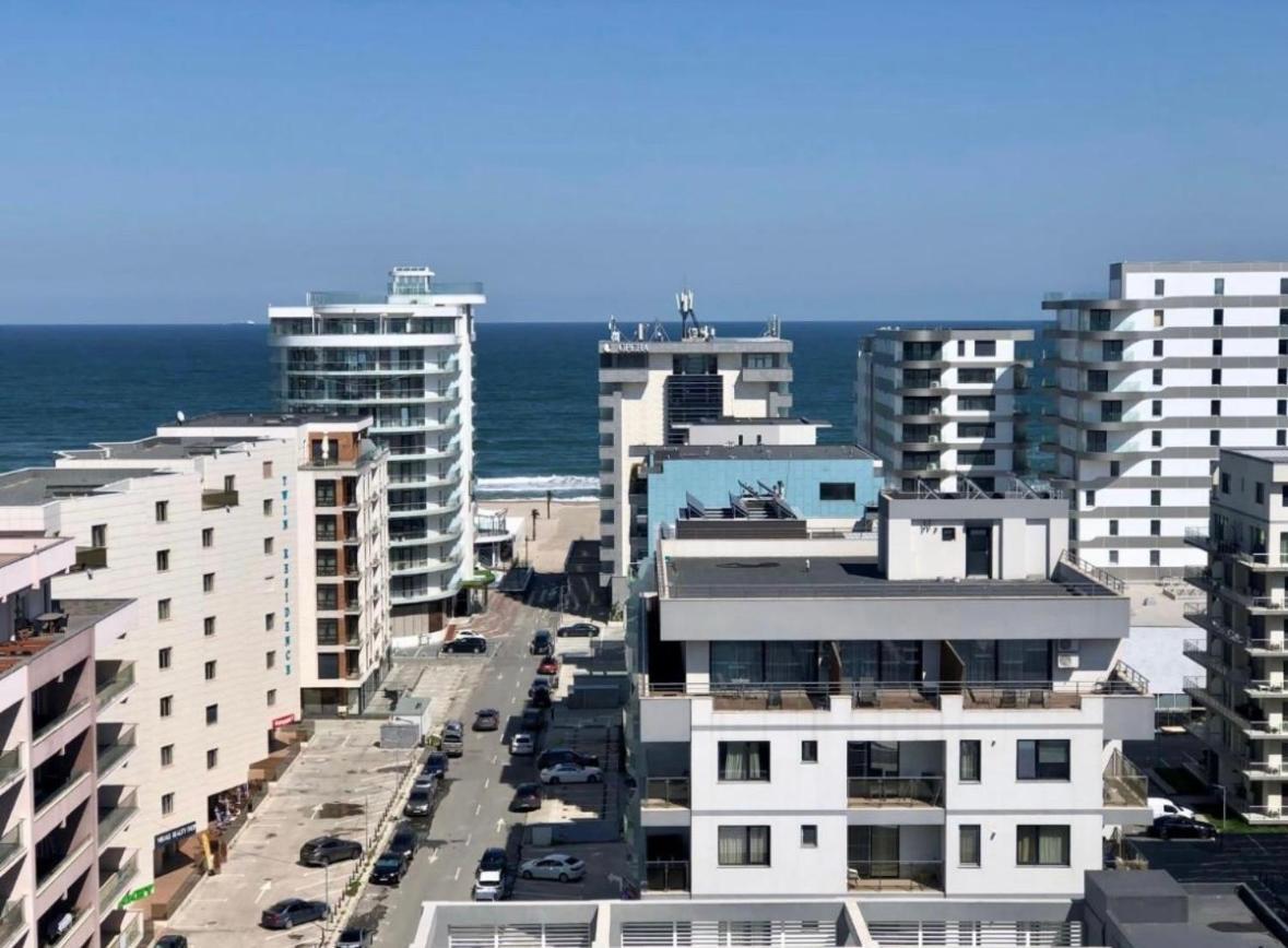 Studio303 By Allegio: Mamaia'S Seaside Luxury Near Finest Clubs & Beaches Ngoại thất bức ảnh